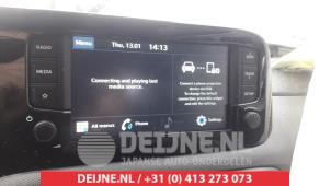Gebruikte Radio Hyundai i10 1.0 12V Prijs € 200,00 Margeregeling aangeboden door V.Deijne Jap.Auto-onderdelen BV
