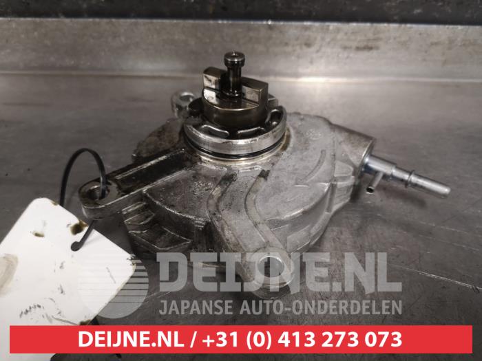 Gebruikte Videpomp (Diesel) Toyota Corolla Verso (R10/11) 2.2 D-4D 16V Cat Clean Power Prijs € 40,00 Margeregeling aangeboden door V.Deijne Jap.Auto-onderdelen BV