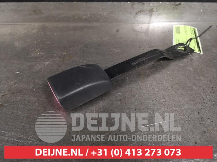Suzuki Swift Sicherheitsgurt Schließe rechts vorne O462435