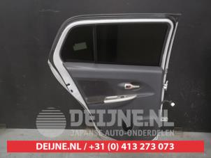 Toyota Urban Cruiser Portier 4Deurs links-achter O462649 foto 3