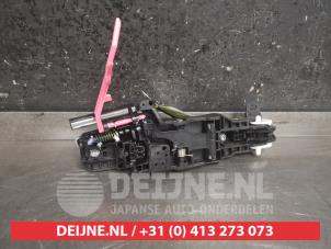 Lexus UX Rear door handle 4-door, left O462860 photo 2