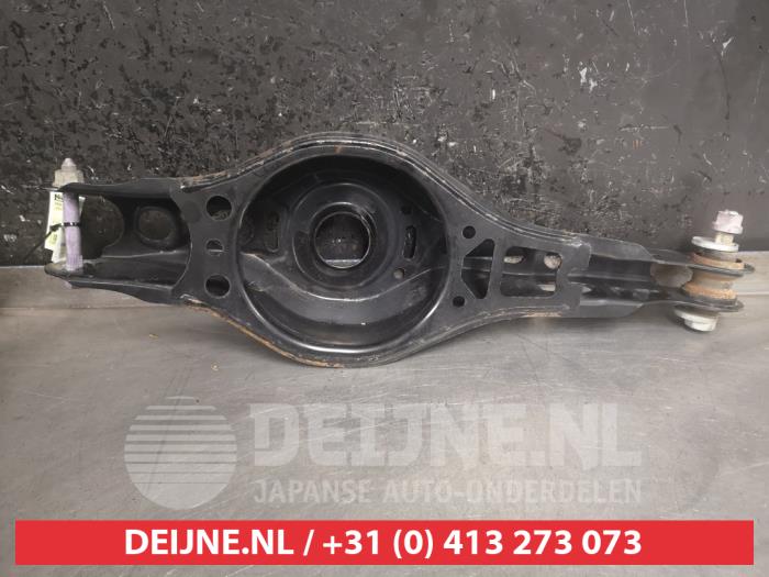 Lexus UX Draagarm rechts-achter O462928