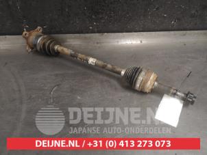 Gebruikte Steekas links-achter Lexus UX 250h 2.0 16V Prijs € 200,00 Margeregeling aangeboden door V.Deijne Jap.Auto-onderdelen BV