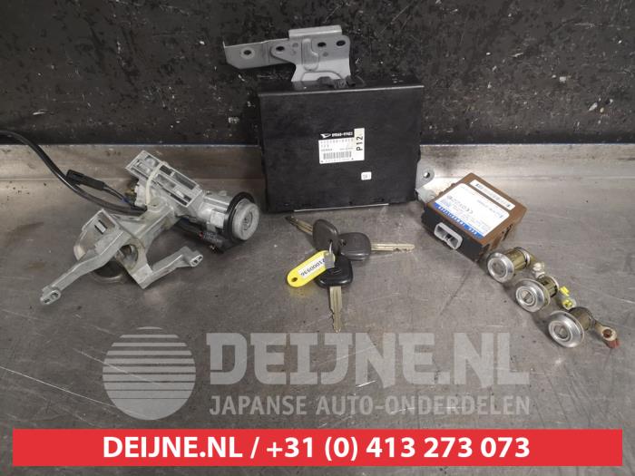 Daihatsu Young RV Schlossset Zylinder (komplett) O462966