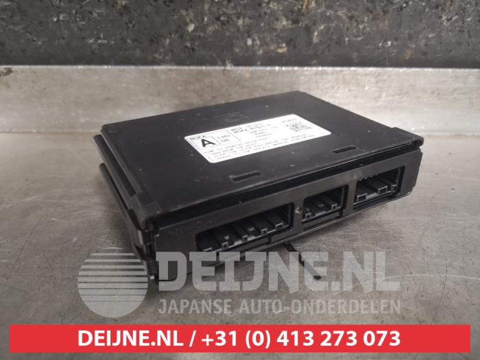 Mazda 3 Central door locking module O463009