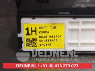 Mazda 3 ASR Schalter O463181 foto 3