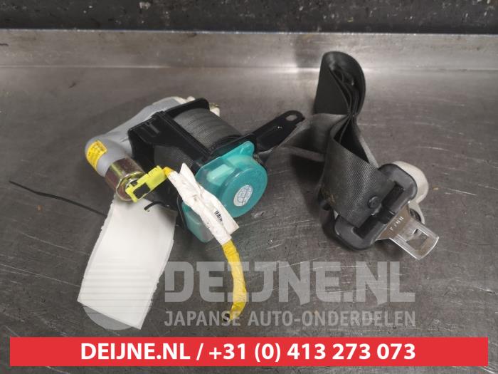 Mazda 2 Veiligheidsgordel links-voor O463876