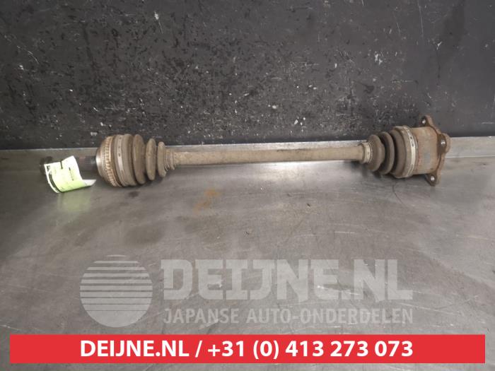 Gebruikte Aandrijfas rechts-achter Toyota RAV4 (A2) 2.0 16V VVT-i 4x4 Prijs € 35,00 Margeregeling aangeboden door V.Deijne Jap.Auto-onderdelen BV