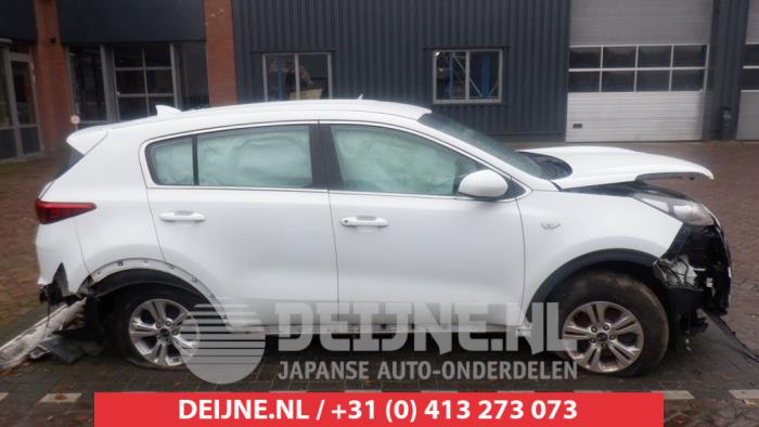 Kia Sportage Scherm rechts-voor O464040