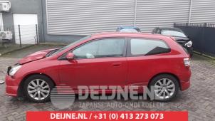 Gebruikte Zijskirt links Honda Civic (EP/EU) 1.6 16V VTEC Prijs € 50,00 Margeregeling aangeboden door V.Deijne Jap.Auto-onderdelen BV
