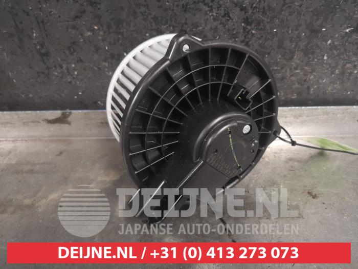 Mazda 3 Kachel Ventilatiemotor O464168
