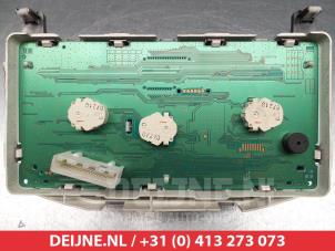Nissan Note Odometer KM O304424 photo 3