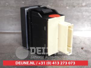 Hyundai Santafe Seat heating switch O464399 photo 2