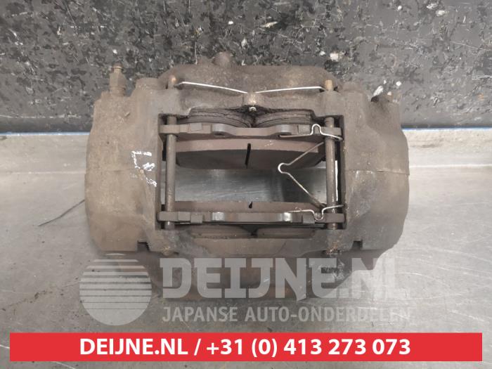 Toyota Landcruiser Remklauw (Tang) links-voor O464543