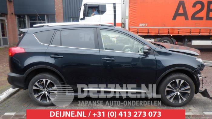 Toyota Rav-4 Portierruit 4Deurs rechts-voor O464552
