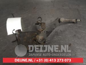 Toyota Landcruiser Rear suspension height controller, left O464595 photo 2