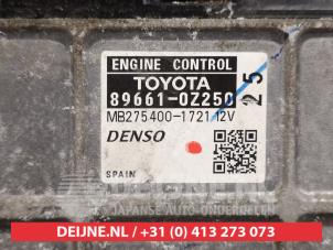 Toyota Auris Engine management computer O464794 photo 2