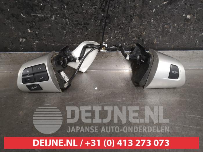 Toyota Auris Radiobediening Stuur O464799