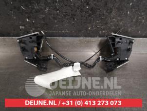 Toyota Auris Radiobediening Stuur O464799 foto 2