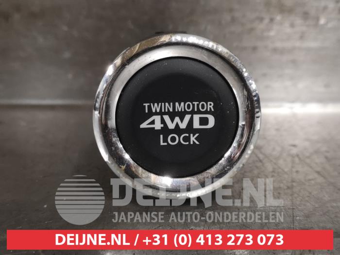 Mitsubishi Outlander Schakelaar 2WD/4WD O464987