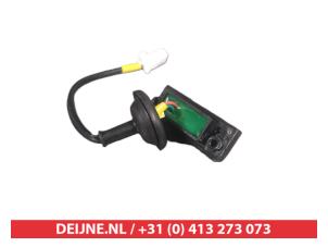 Kia Rio Schakelaar achterklep O9990007845 foto 3