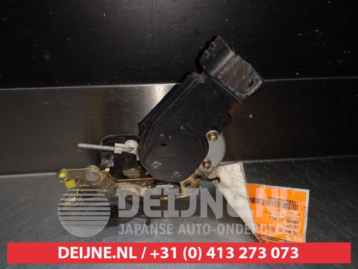 Suzuki Grand Vitara Deurslot Mechaniek 4Deurs links-achter O280484