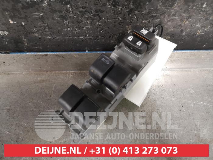 Toyota Auris Combischakelaar ramen O465465