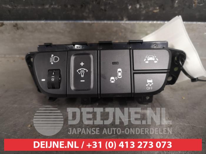 Hyundai Ioniq ASR schakelaar O465680