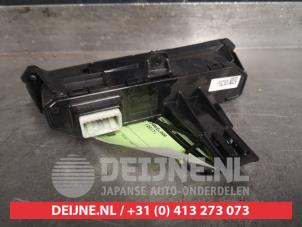 Hyundai Ioniq Stoelverwarmings Schakelaar O465683 foto 2