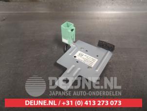 Mazda 3 GPS antenna O466125 photo 2