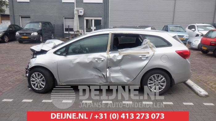 Kia Ceed Portiergreep 4Deurs links-achter O466149