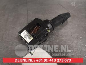 Kia Soul Ruitenwis Schakelaar O466427 foto 3