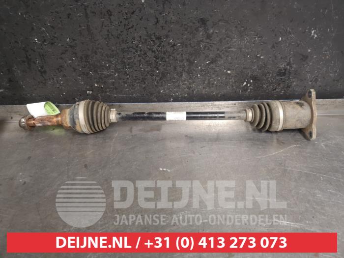 Suzuki Vitara Aandrijfas links-achter O466705