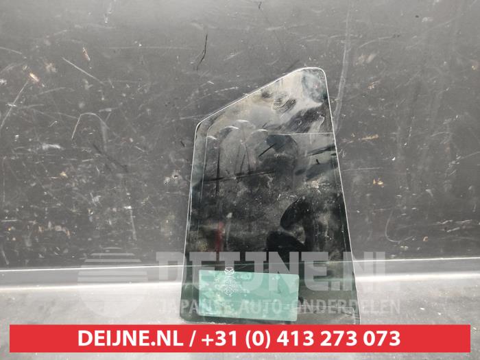 Mazda 6 Driehoeks Ruit rechts-achter O289929