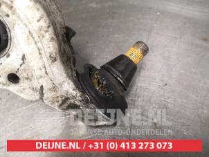 Infiniti FX Draagarm onder rechts-voor O467087 foto 3