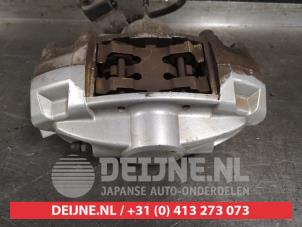 Infiniti FX Rear brake calliper, right O467106 photo 3