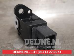 Mitsubishi Outlander Switch 2WD/4WD O467131 photo 2
