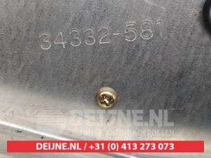 Suzuki Grand Vitara Ruitenwissermotor achter O301354 foto 3