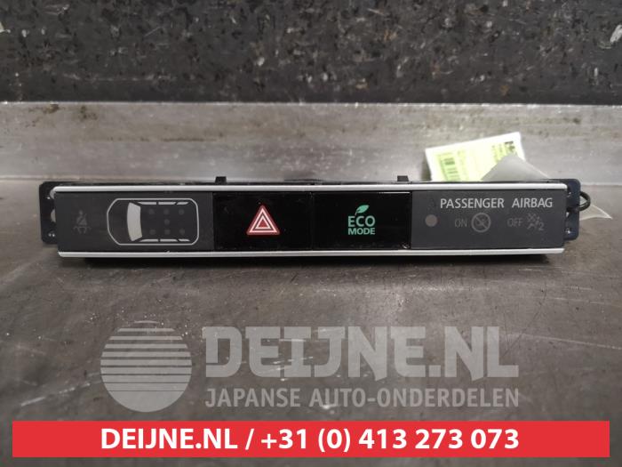 Mitsubishi Outlander Panic lighting switch O467174