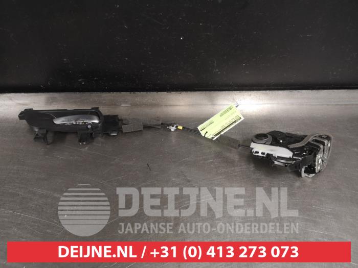 Honda Jazz Rear door mechanism 4-door, right O467345