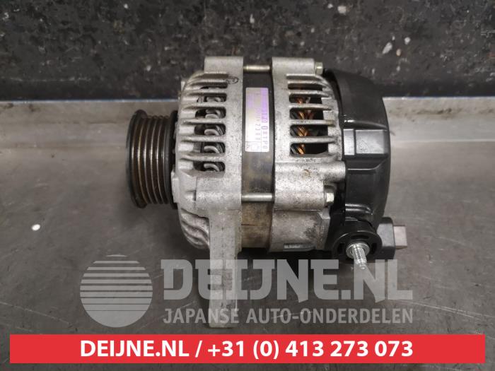 Gebruikte Dynamo Suzuki Ignis (MF) 1.2 Dual Jet 16V Prijs € 45,00 Margeregeling aangeboden door V.Deijne Jap.Auto-onderdelen BV