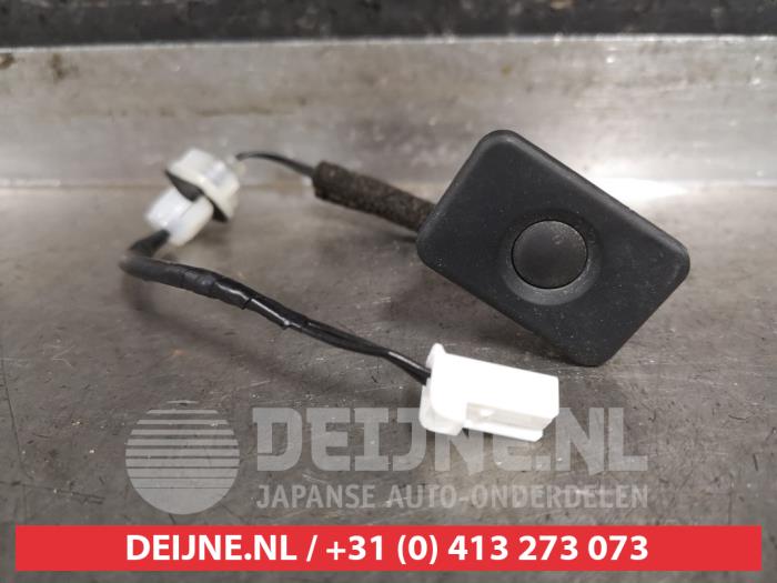 Mazda CX-5 Schakelaar achterklep O467592