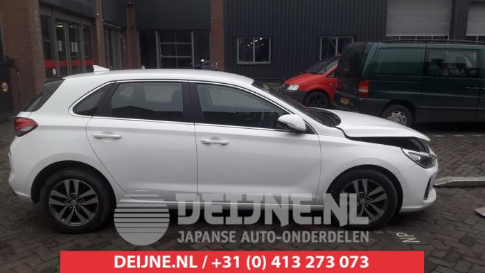 Hyundai I30 Extra Ruit 4Deurs rechts-achter O467785