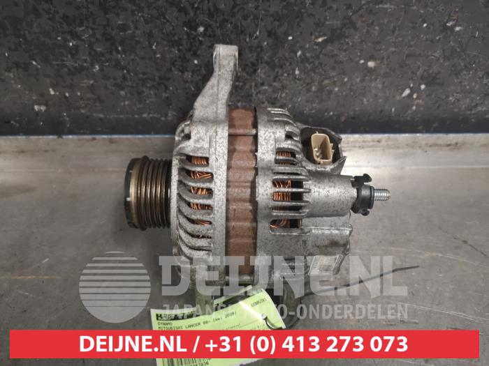 Dynamo van een Mitsubishi Lancer Sports Sedan (CY/CZ) 1.8 MIVEC 16V 2009