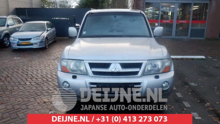 Mitsubishi Pajero Fog light, front left O467932