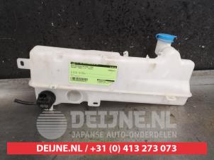 Suzuki Ignis Scheibensprühertank vorne O468322 foto 2