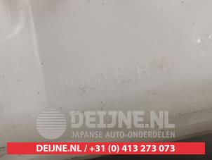 Suzuki Ignis Scheibensprühertank vorne O468322 foto 3