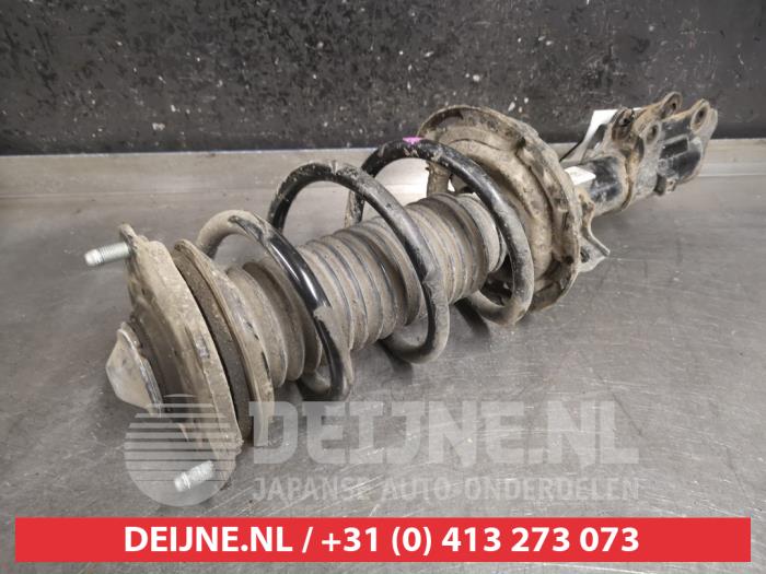 Hyundai I30 Stoßdämpferstrebe rechts vorne O468381