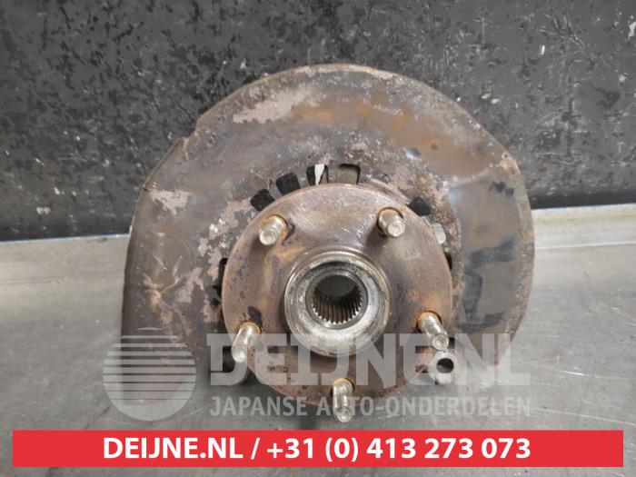Toyota Avensis Verso Fusee rechts-voor O468426