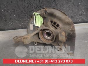 Toyota Avensis Verso Knuckle, front right O468426 photo 2